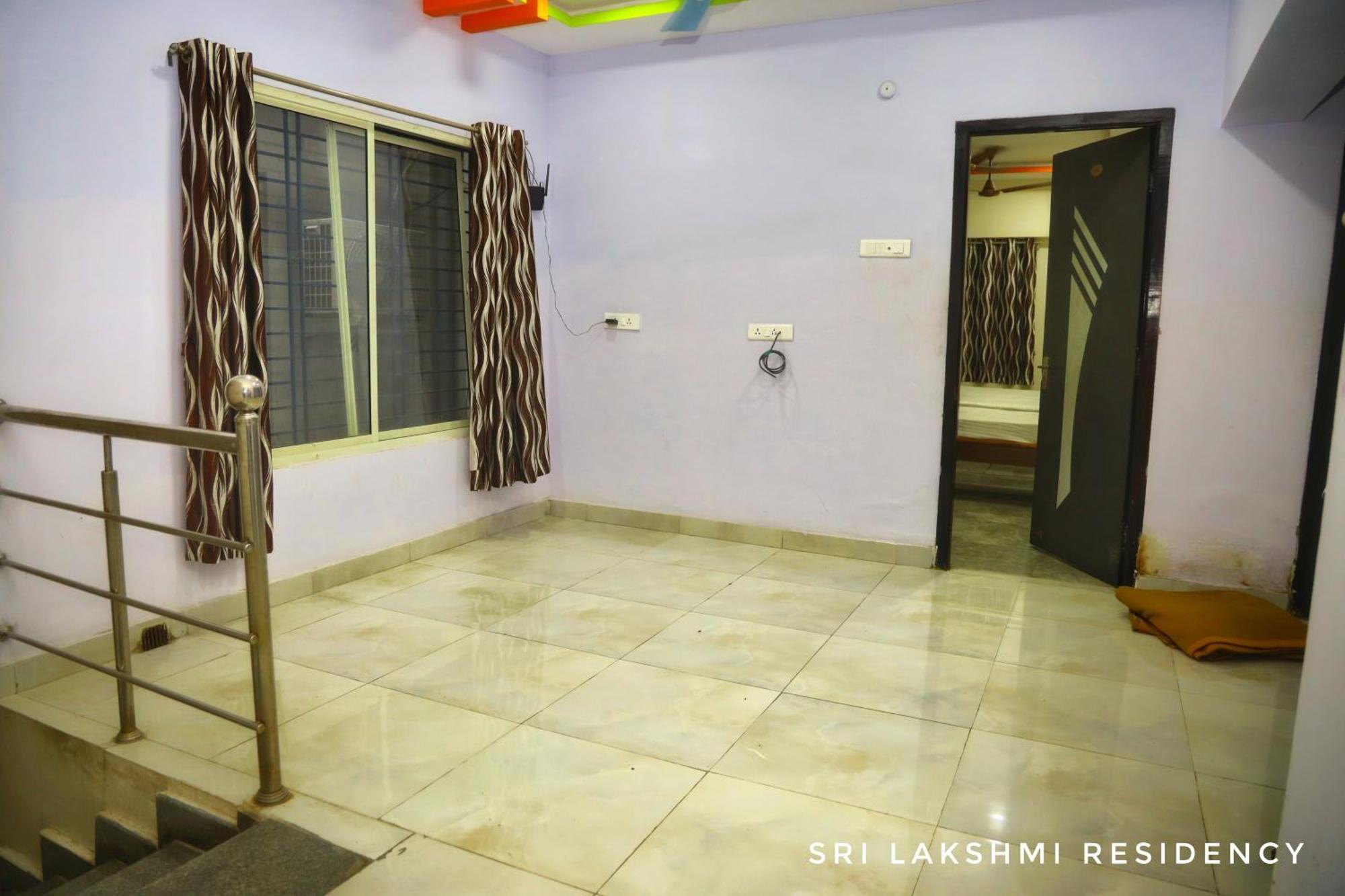 Sri Lakshmi Residency Hotell Tirupati Exteriör bild