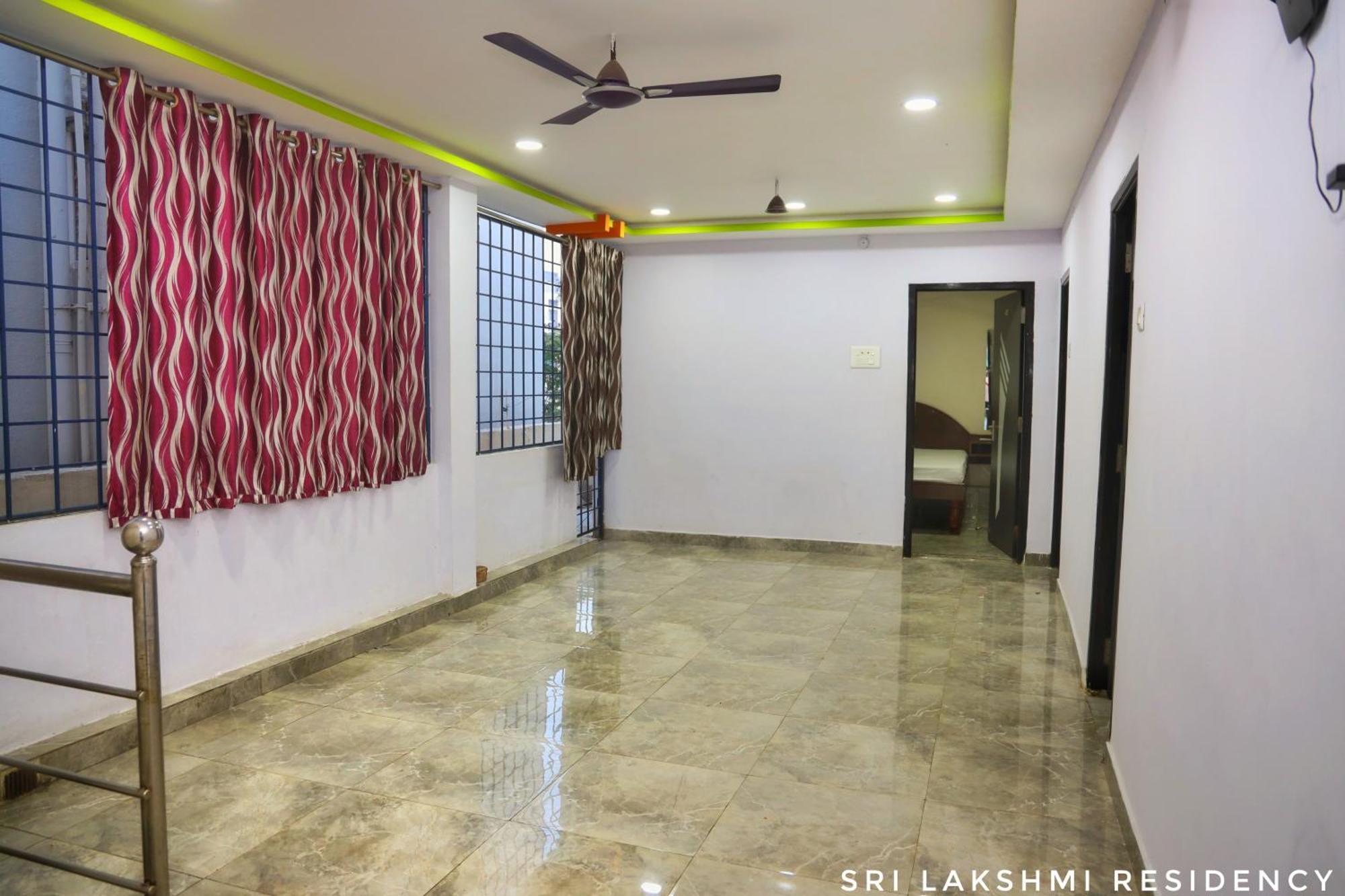 Sri Lakshmi Residency Hotell Tirupati Exteriör bild